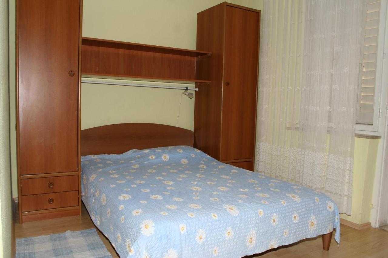 Apartments By The Sea Podgora, Makarska - 2615 Exterior foto
